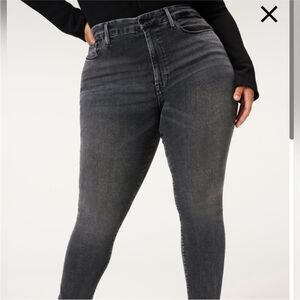 GOOD AMERICAN | Good Waist Black Wash Skinny Jeans Women’s Size 15